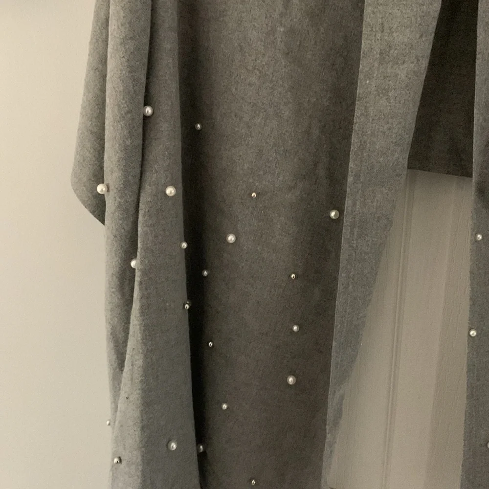Gray fringe winter‎ pearls scarf classic elegant
